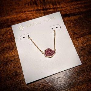Kendra Scott necklace